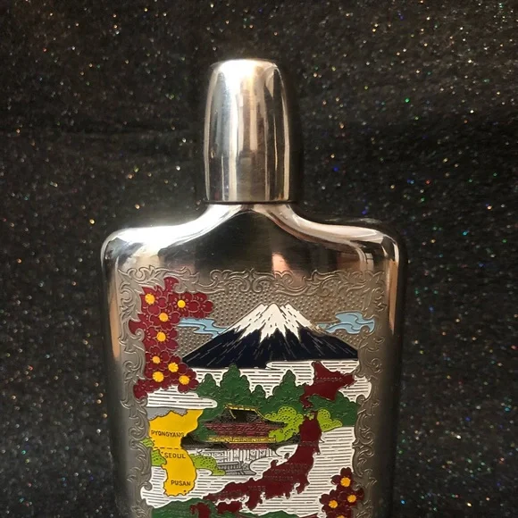 Vintage antique EUC metal flask embossed Japan map - Picture 17 of 17